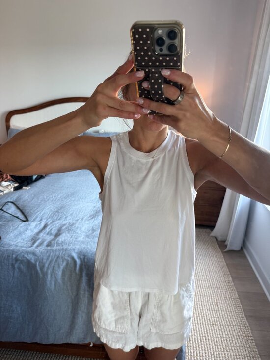 Vuori Tops - Vuori White Muscle Tank – Women's